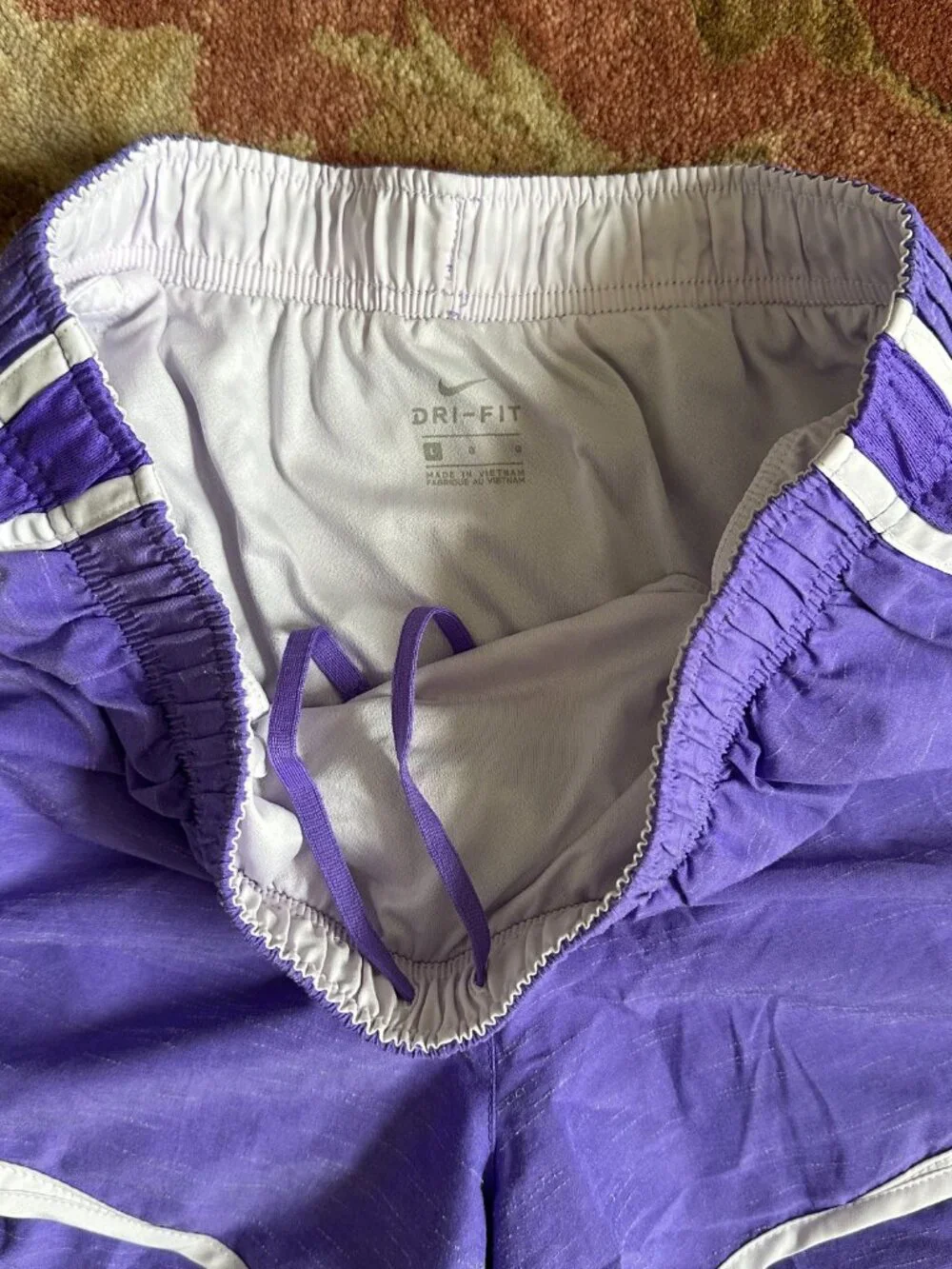 Nike Women's Dri-FIT Tempo Running Shorts Purple size Large 🏃‍♀️💜